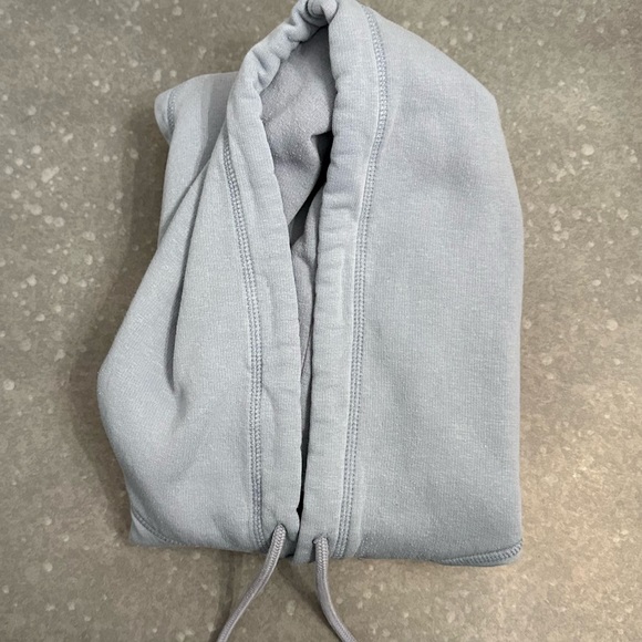 H&M Relaxed Fit Hoodie - Picture 3 of 6